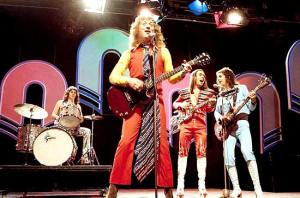 OK here's the deal, you provide a caption for what Dave and Jim are saying behind Noddy'd back and I'll include it in a future post!