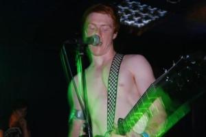 Luke also has green ectoplasm problems at the FaceBar