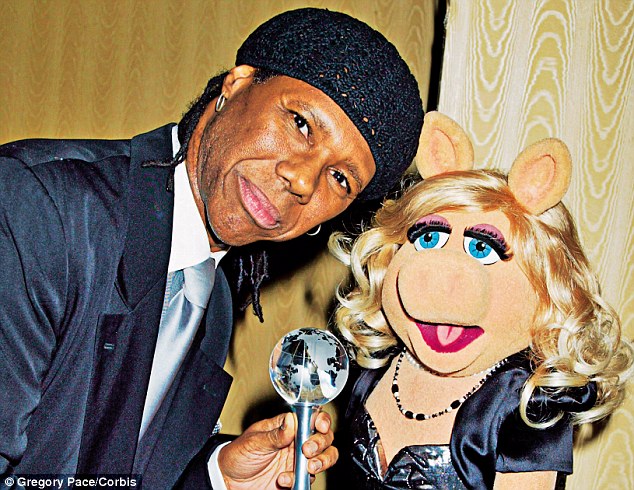 article-2329058-19EFF081000005DC-391_634x490