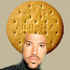 A man who perhaps should have joined Half Man Half Biscuit; Lionel Rich Tea :-)